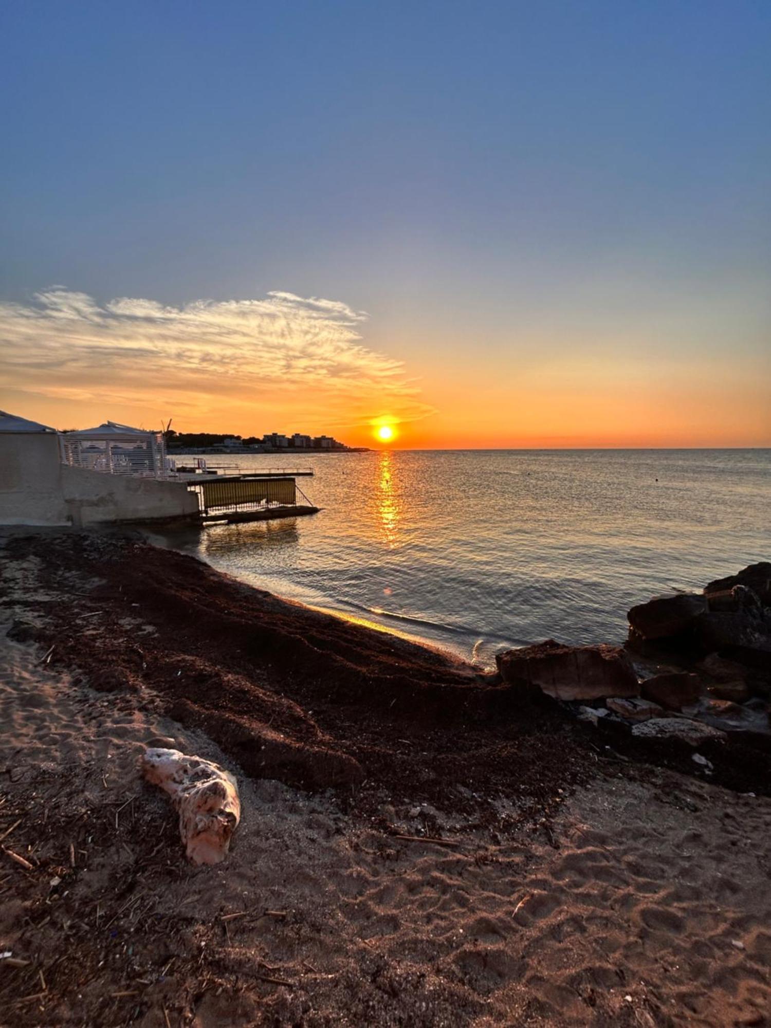 Raggi Di Sole Apartment Bari Bagian luar foto